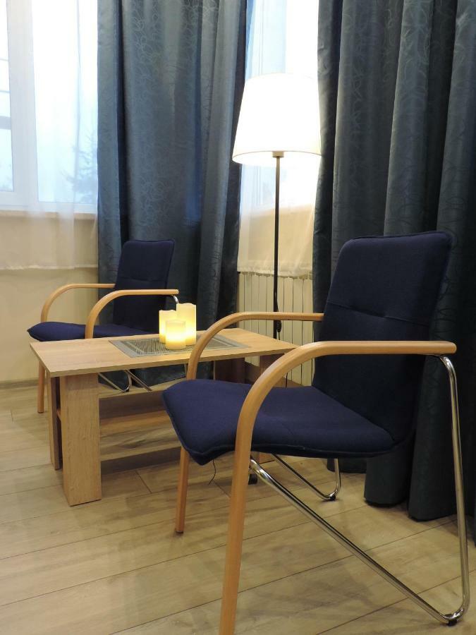 Apartament Blue Кросно Екстер'єр фото